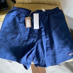 Brand NEW with tags mens Blue Patagonia shorts 5 “
